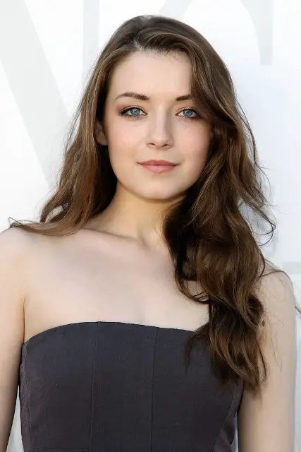Sarah Bolger Bra Size Age Weight Height Measurements 38688 | Hot Sex ...