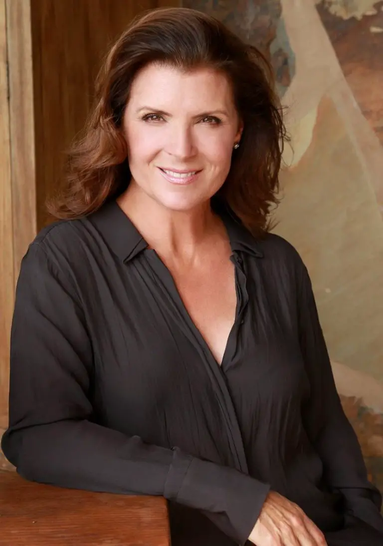 Kimberlin Brown Net Worth - Celebrity Sizes