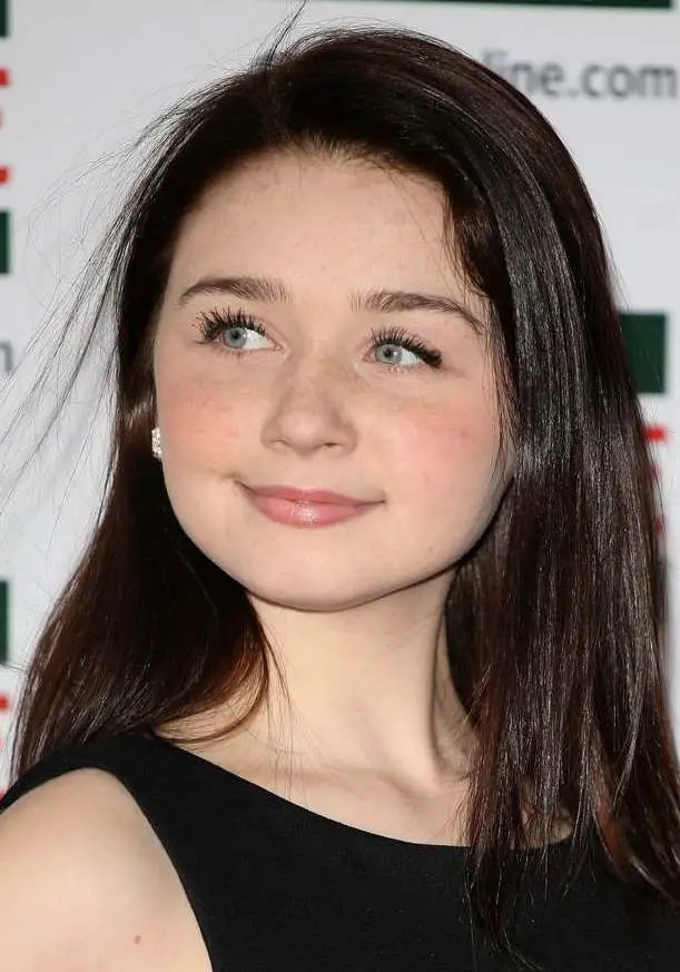 Jessica Barden Bra Size Age Weight Height Measurements Celebrity
